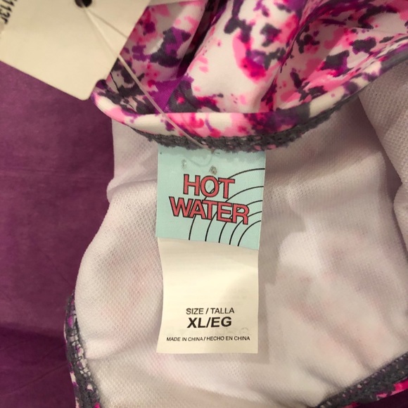 NWT 👙Cute Bikini 👙 - Picture 4 of 6